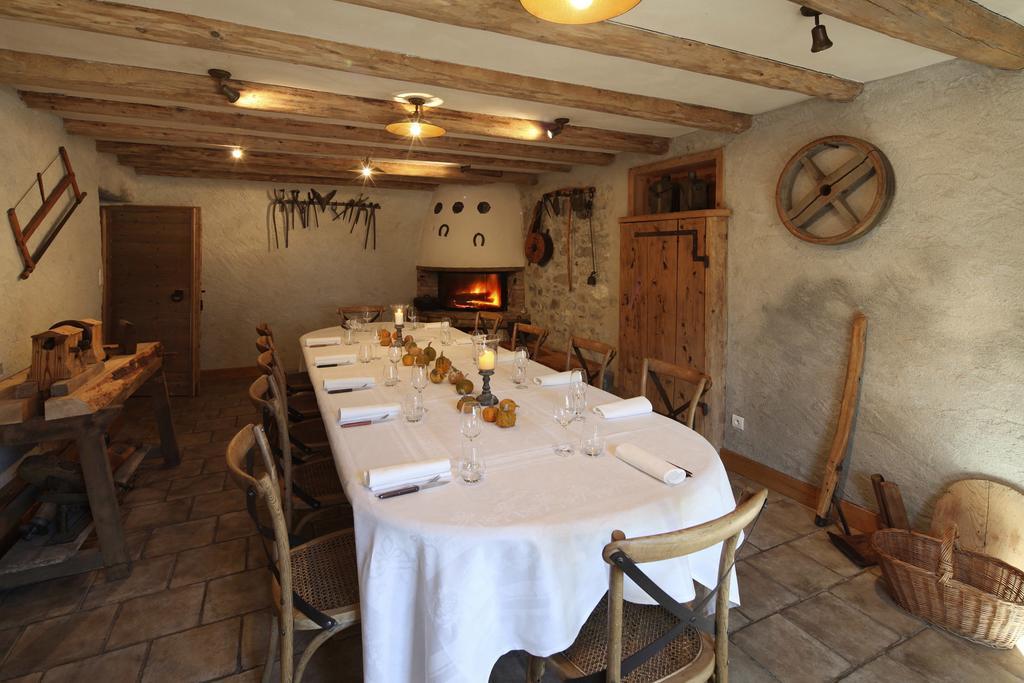 Auberge Du Moulin De Lere Vailly Екстер'єр фото